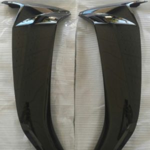 Cánh Yếm ngoài phải- bửng ngoài đen bóng zin Sirius chính hãng